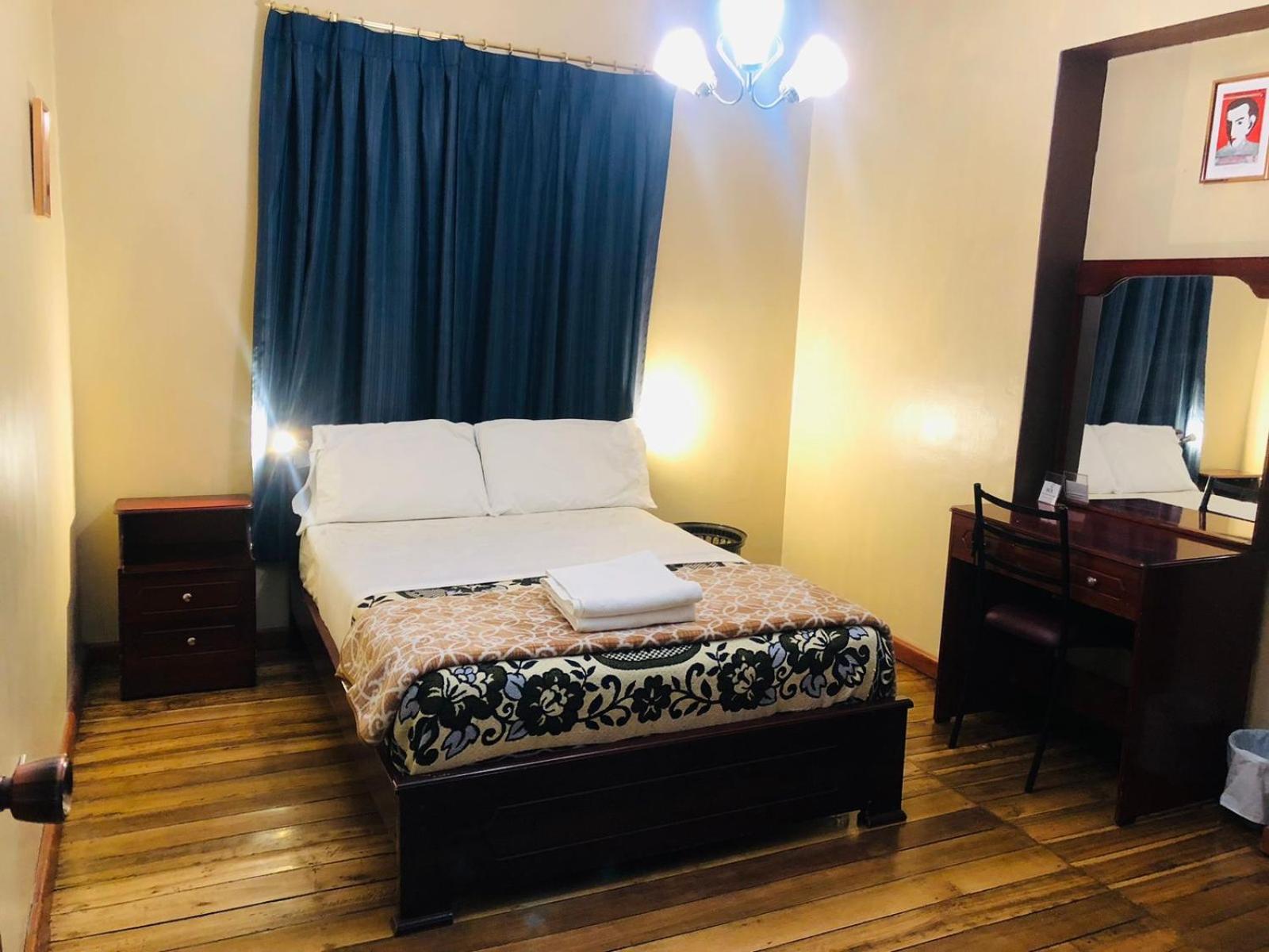 Hostal Casa Franciscana キト エクステリア 写真